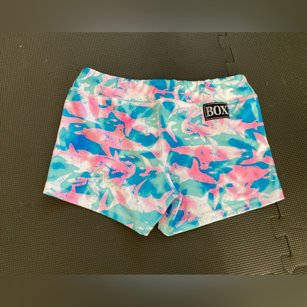 Rok The Box shorts, M